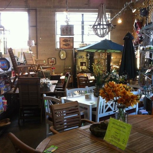 Peter Andrews Furniture and Home Store