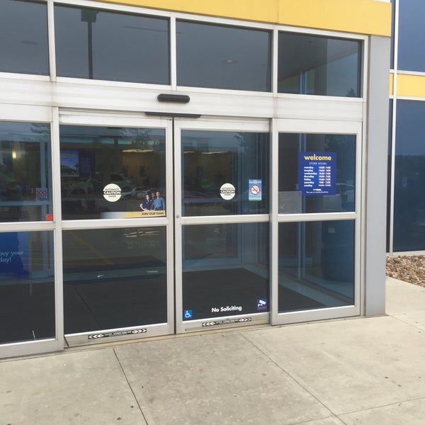 CarMax Car Dealership in San Antonio