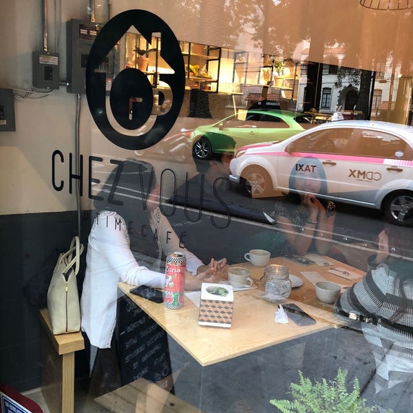 Das Foto wurde bei Chez Vous #Timecafé von Rafael H. am 3/3/2018 aufgenommen