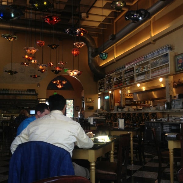 9/10/2013에 Abdul님이 Cafe Borgia에서 찍은 사진