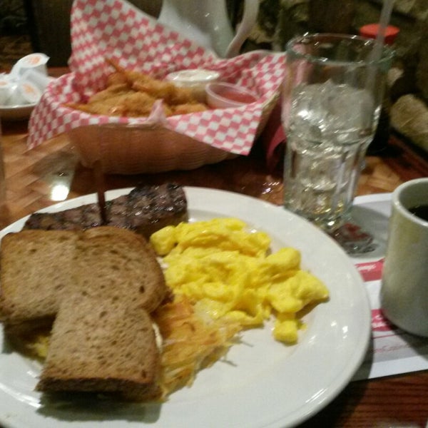 Photos at Sterling Spoon Cafe 19 tips from 827 visitors