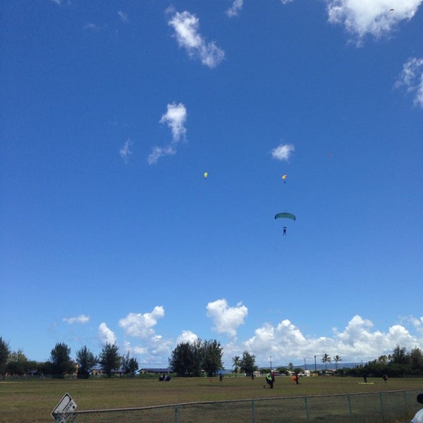 Photo taken at Pacific Skydiving Honolulu by ᴡ A. on 8/31/2013