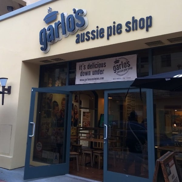 Das Foto wurde bei Garlo’s Aussie Pie Shop von Alan S. am 1/13/2015 aufgenommen