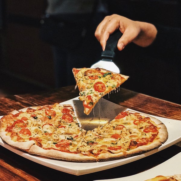 Rock pizza. Nora rock пицца. Rock pizza. Соул пицца. Rock pizza.