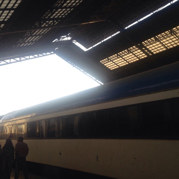 12/4/2015 tarihinde Ana G.ziyaretçi tarafından Estacion Central de Santiago'de çekilen fotoğraf