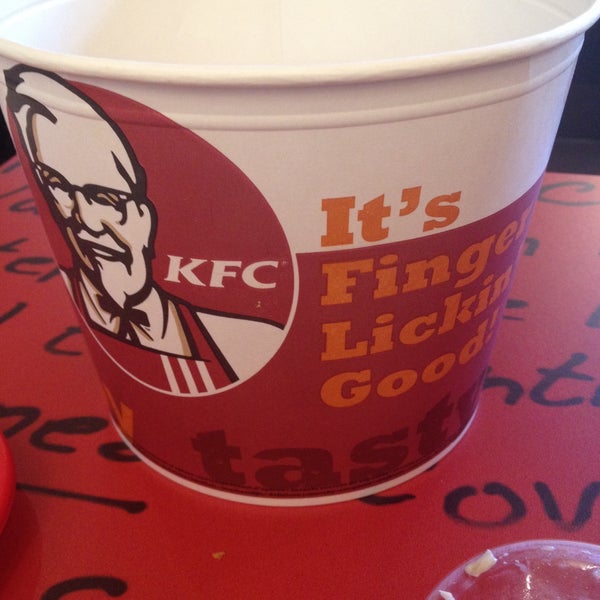 Photo taken at KFC by Jenten L. on 11/3/2015