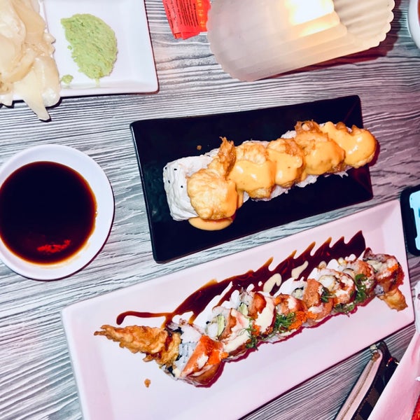 Foto diambil di Sushiya on Sunset oleh Yara.0fficial 🌺 pada 12/12/2021