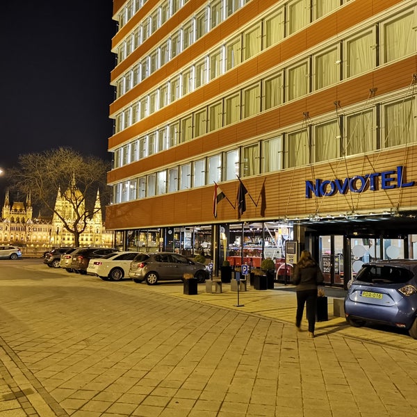 Photo taken at Novotel Budapest Danube by Mihaly T. on 3/23/2019