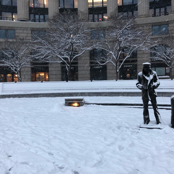 Photo taken at United States Navy Memorial by Jim R. on 1/13/2019