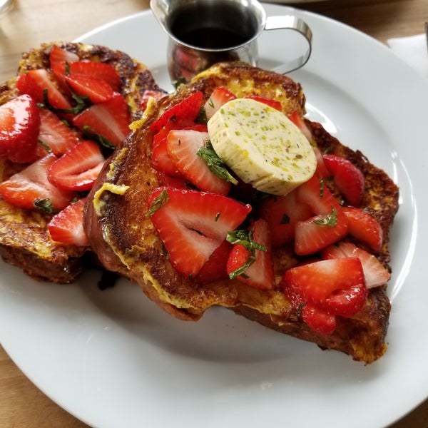 I don't know why there isn't a line out the door for the brioche French toast. It tastes even better than it looks! Beautiful soft toast, strawberries, mint and pistachios.