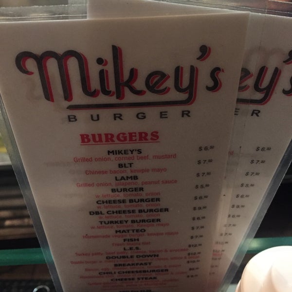 9/24/2016에 Ben M.님이 Mikey&#39;s Burger에서 찍은 사진