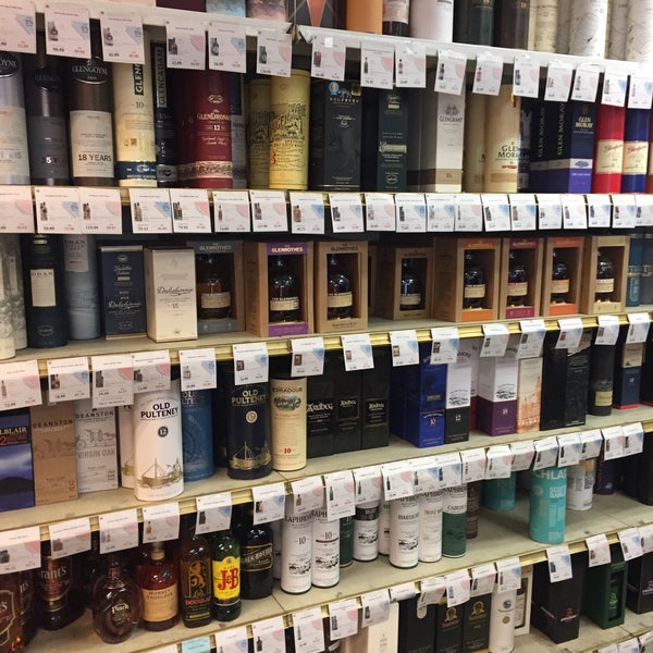 BQE Wines & Liquors Liquor Store in Brooklyn