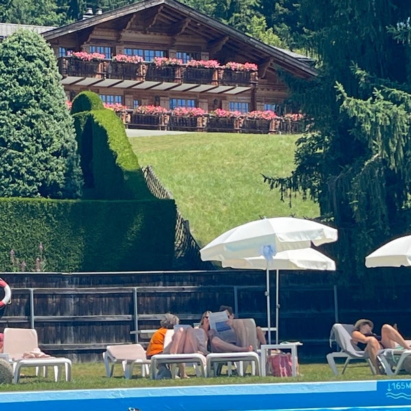 Das Foto wurde bei Gstaad Palace Hotel von Yannis D. am 7/17/2022 aufgenommen