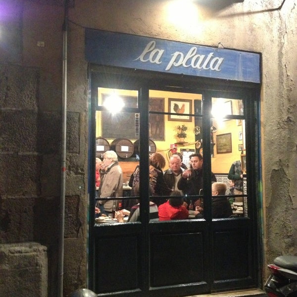 Photo taken at Bar La Plata by Carlus on 12/29/2012