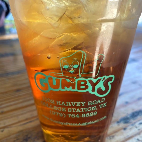 Photo taken at Gumby&#39;s Pizza by Wednesday T. on 10/30/2020