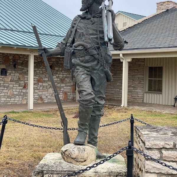 Foto tomada en Texas Ranger Hall of Fame and Museum  por Wednesday T. el 2/23/2020