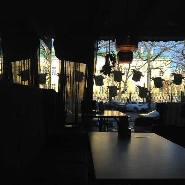 5/1/2013にArtem Z.がGeometria Cafeで撮った写真