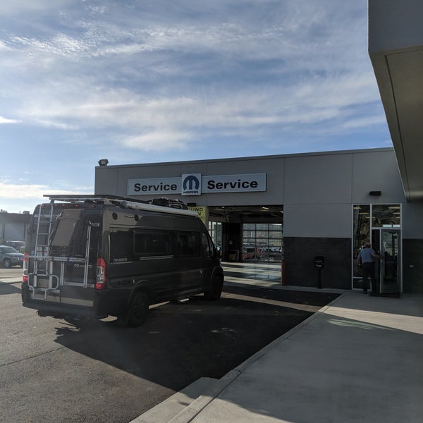 Fremont Jeep Dealership