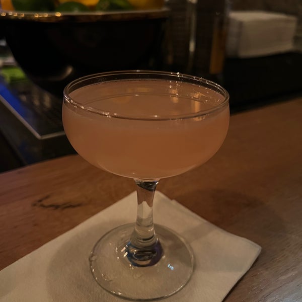 Drink Cocktail Bar in Seaport District