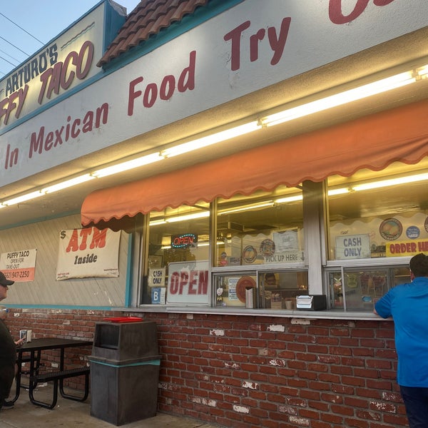 Arturo's Puffy Taco Mexican Restaurant in Whittier