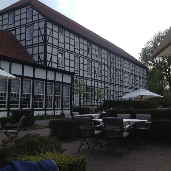 รูปภาพถ่ายที่ Gräflicher Park Health &amp; Balance Resort โดย Uncle Bo เมื่อ 5/6/2013