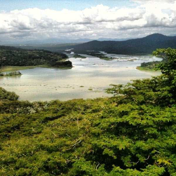 Photo taken at Gamboa Rainforest Resort by Andrew J. L. on 10/28/2012