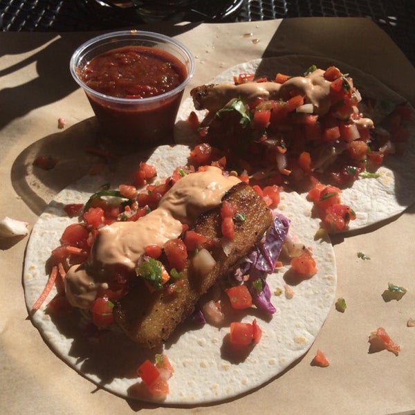 High Tech Burrito 225 ziyaretçidan 7 tavsiye