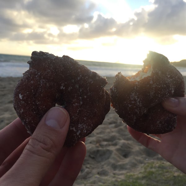 Photos at Kailua Beach (Flagpoles) kailua 5 tips