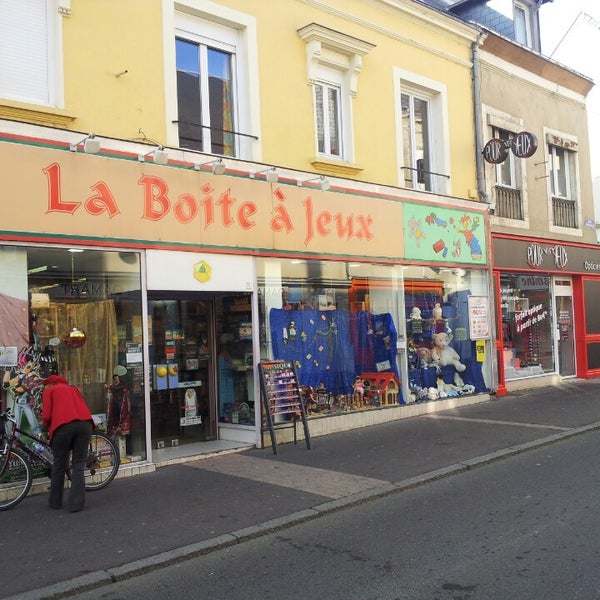 Photos At La Boite A Jeux Toy Game Store In Le Mans