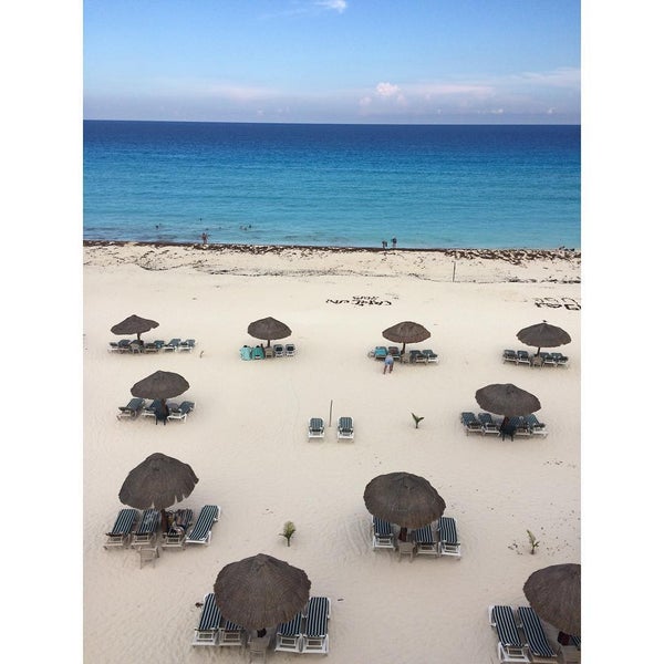 8/23/2015 tarihinde Ashley D.ziyaretçi tarafından Royal Sands Resort'de çekilen fotoğraf