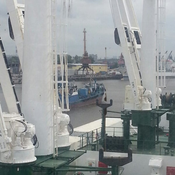 Пост гавань. Таможенный пост гавань. Контрабанда. Турухтанный таможенный пост балтийской таможни. Улица круизная гавань сочи.