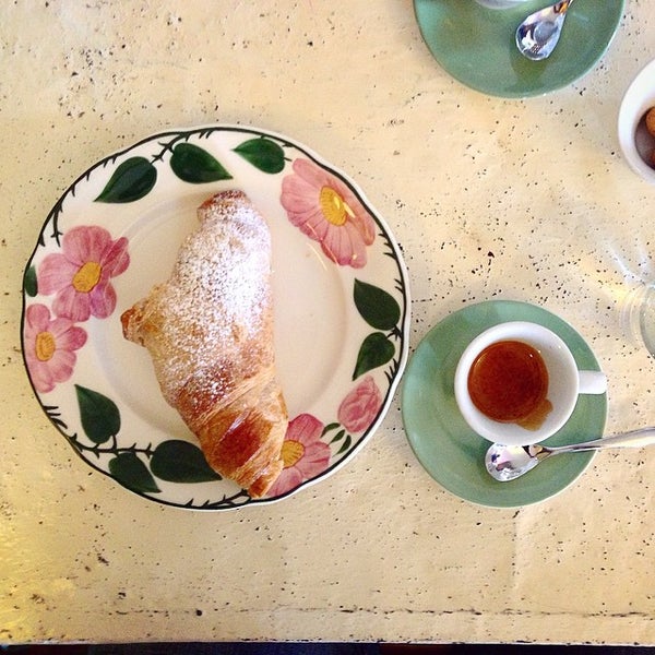 Photo taken at Fiori A Merenda by Andrea R. on 10/26/2014