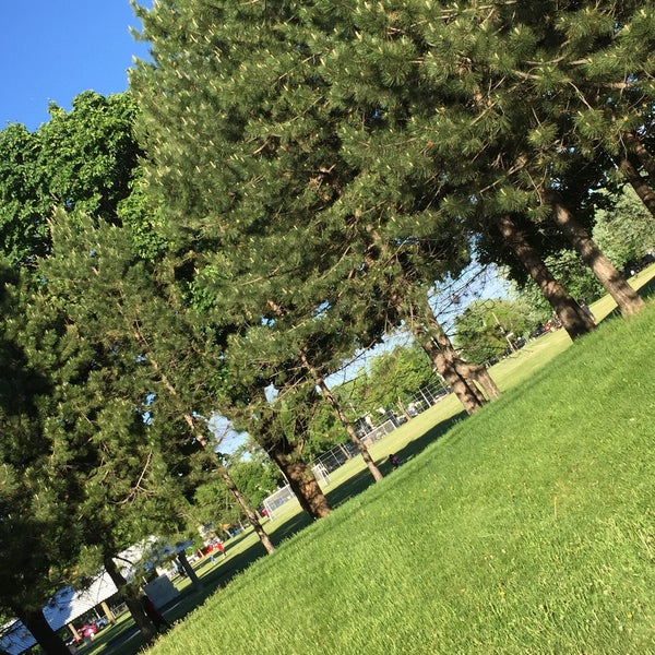 Parc StJeanBaptiste PointeauxTrembles 1 tip from 30 visitors