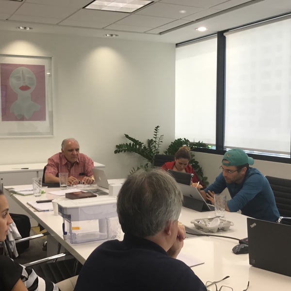 пространство 24