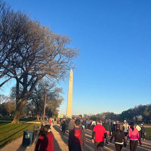 Das Foto wurde bei National Mall von Sarah J. am 4/7/2024 aufgenommen