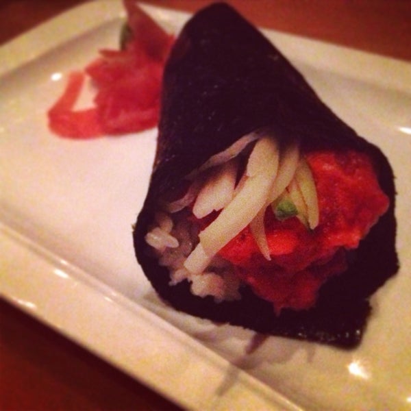 Foto diambil di Iron Sushi oleh Danny T. pada 1/29/2014