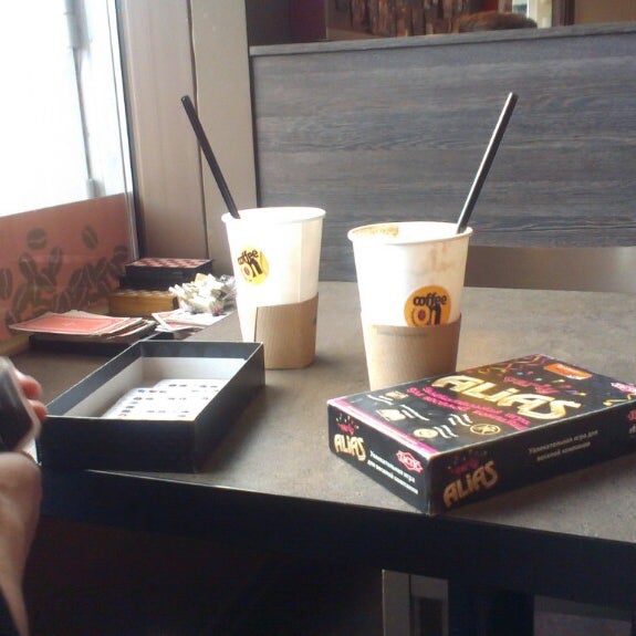Foto tirada no(a) Coffee On por Tenori T. em 8/3/2013