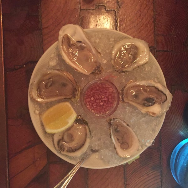 Went for cocktails, ended up having delicious margaritas and oysters. Will be back to try more.