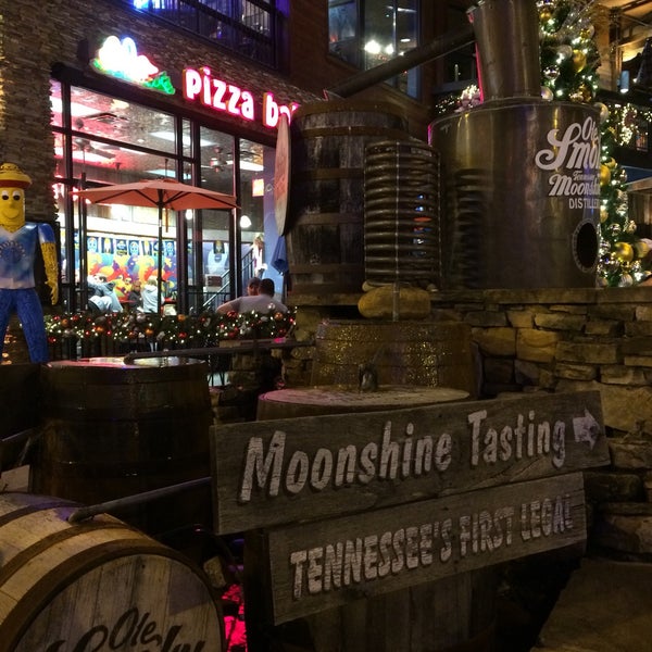 12/2/2017にKamila Z.がOle Smoky Moonshine Distilleryで撮った写真
