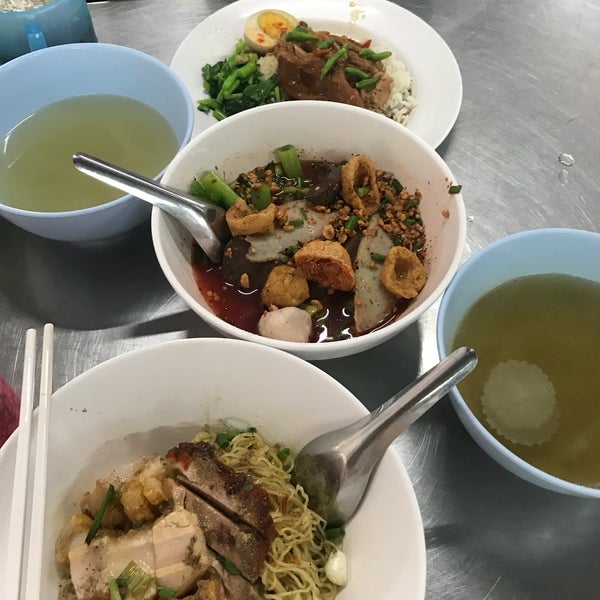Photo taken at Je Sunee Noodle by Fbb D. on 9/1/2018