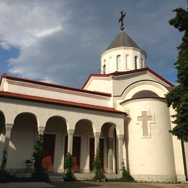 Храм в нижней ореанде