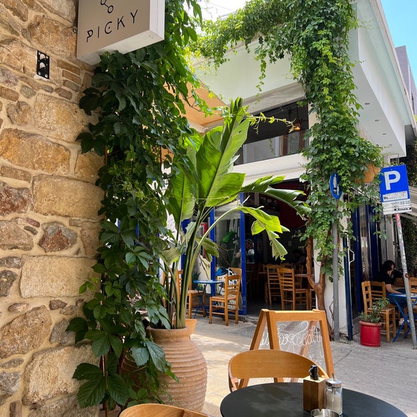 5/27/2023 tarihinde Dimitris N.ziyaretçi tarafından Picky Coffee &amp; Brunch'de çekilen fotoğraf