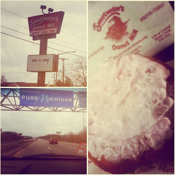 3/22/2014 tarihinde Shonda T.ziyaretçi tarafından Sweetwater&#39;s Donut Mill'de çekilen fotoğraf