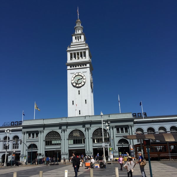 Photo taken at Ferry Building Marketplace by Russ L. on 4/3/2017