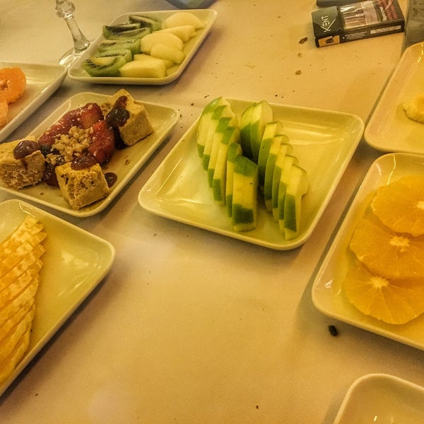 Foto diambil di Yosun Balık Restoran oleh Seren C. pada 3/9/2017