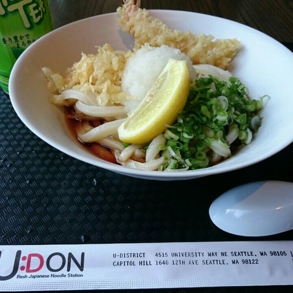 Photo taken at U:Don Fresh Japanese Noodle Station by Sho H. on 6/23/2015