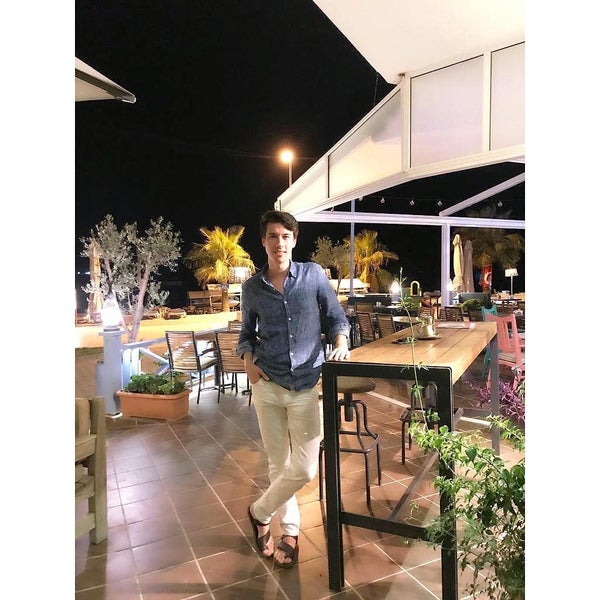9/11/2018にGökhan T.がStella Restaurant &amp; Barで撮った写真