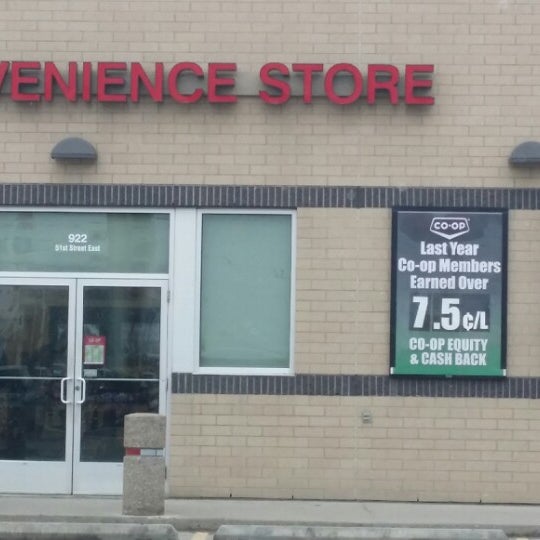 Coop Gas Bar 922 51st St E