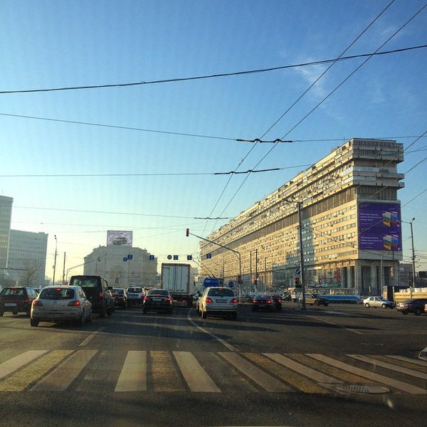 Серпуховская площадь на