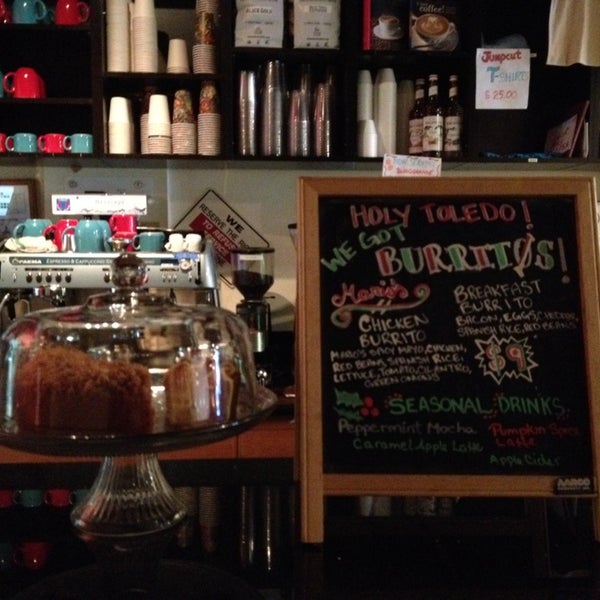 11/7/2013 tarihinde John H.ziyaretçi tarafından Jumpcut Cafe'de çekilen fotoğraf